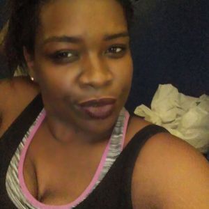 Meet your Posher, Ella